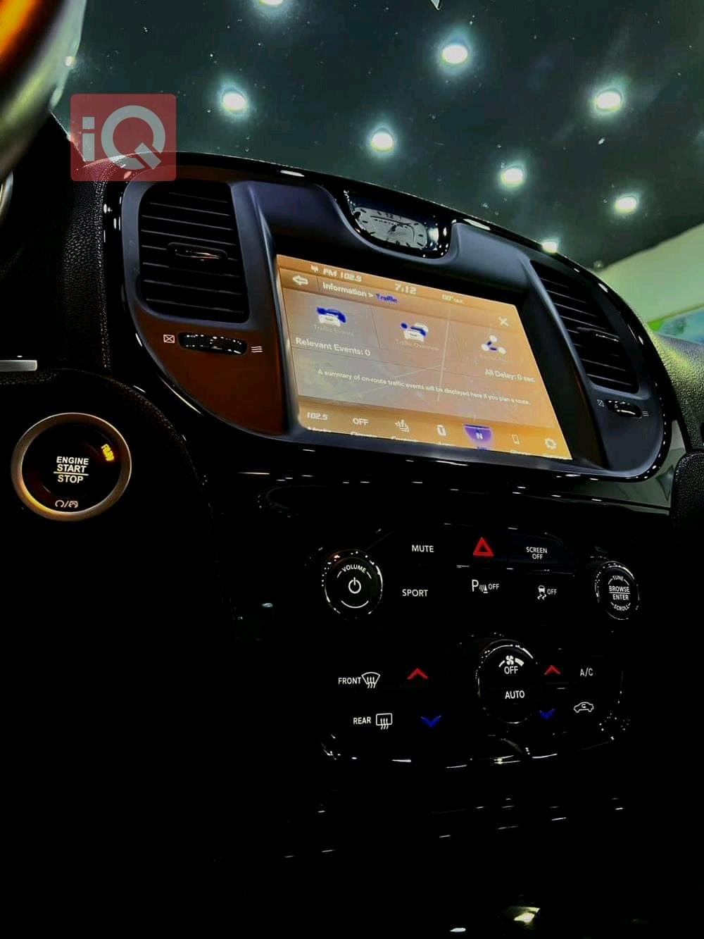 کرایسلەر 300